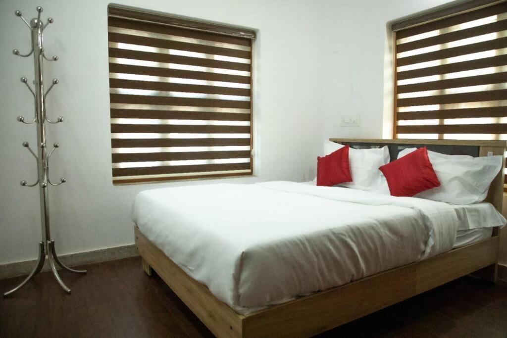 Heal Hive Homestay Палакад Екстериор снимка